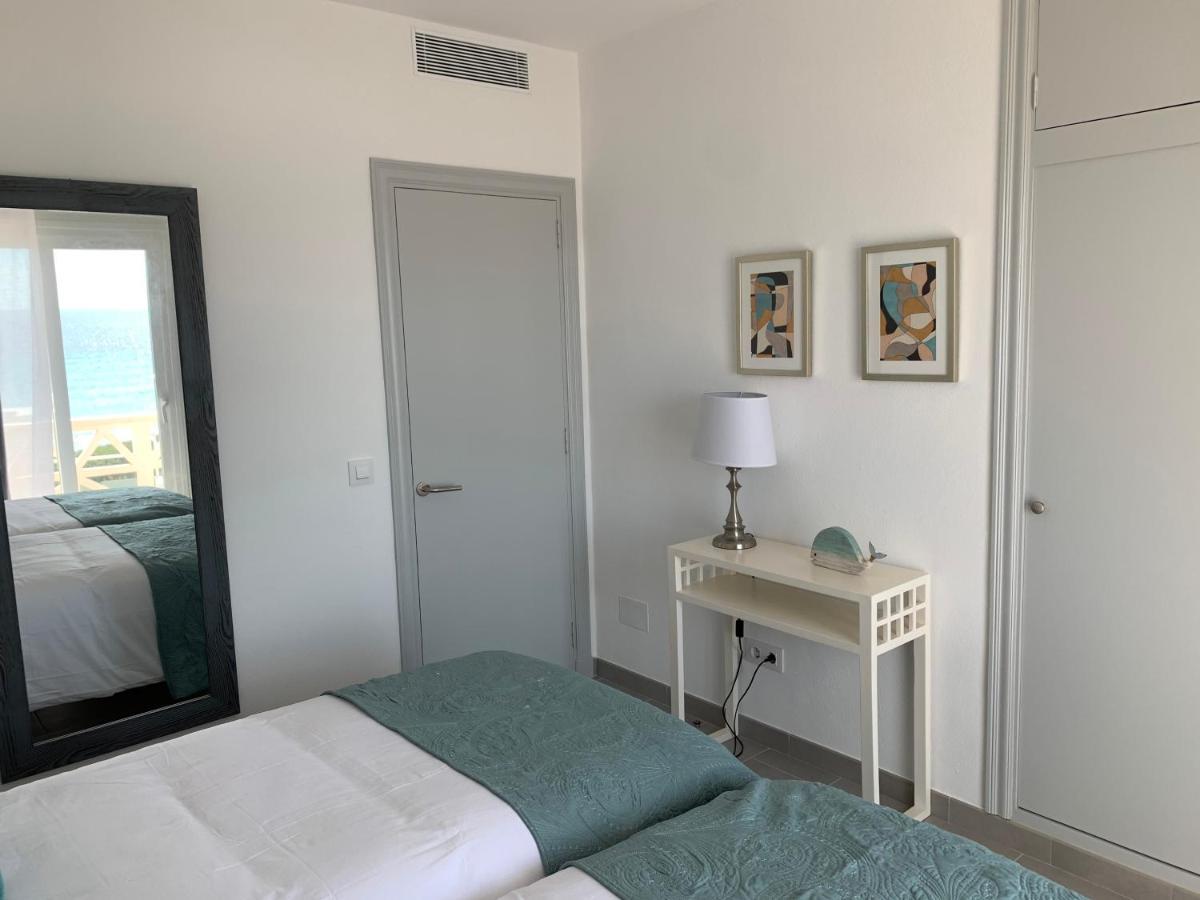 Apartamento en Playa Santo Tomas Es Migjorn Gran Exterior foto